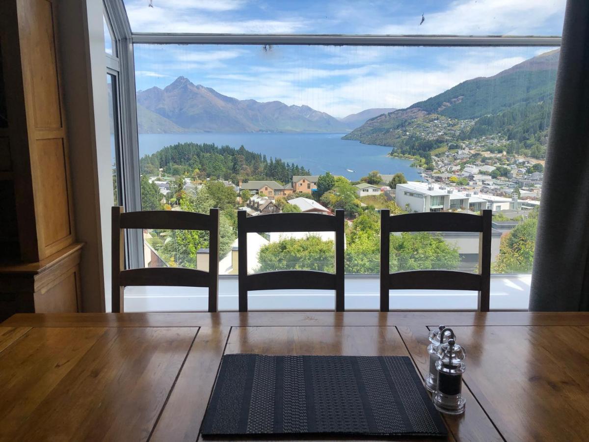 Spacious Home With Awesome Lake Views Queenstown Exteriör bild